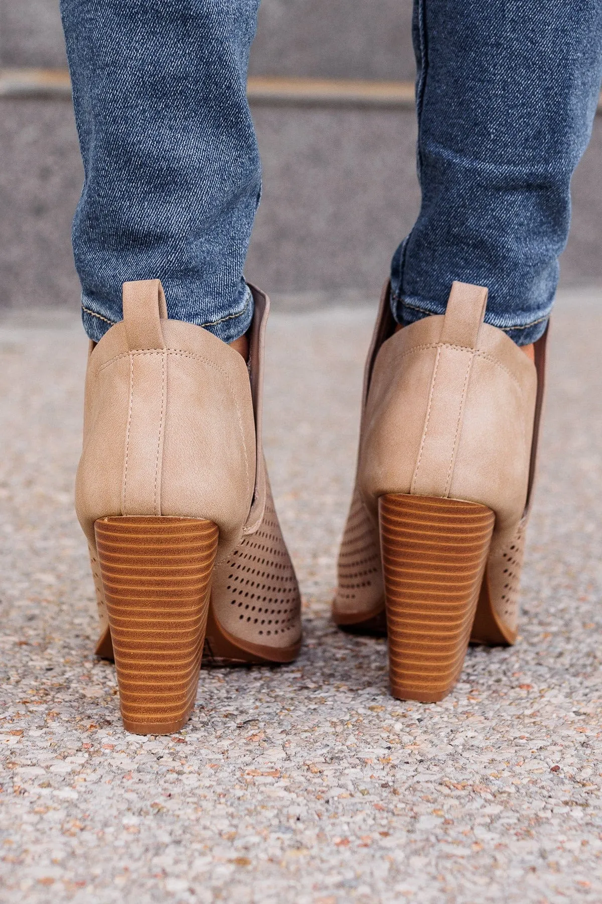 Qupid Georgia Booties- Taupe